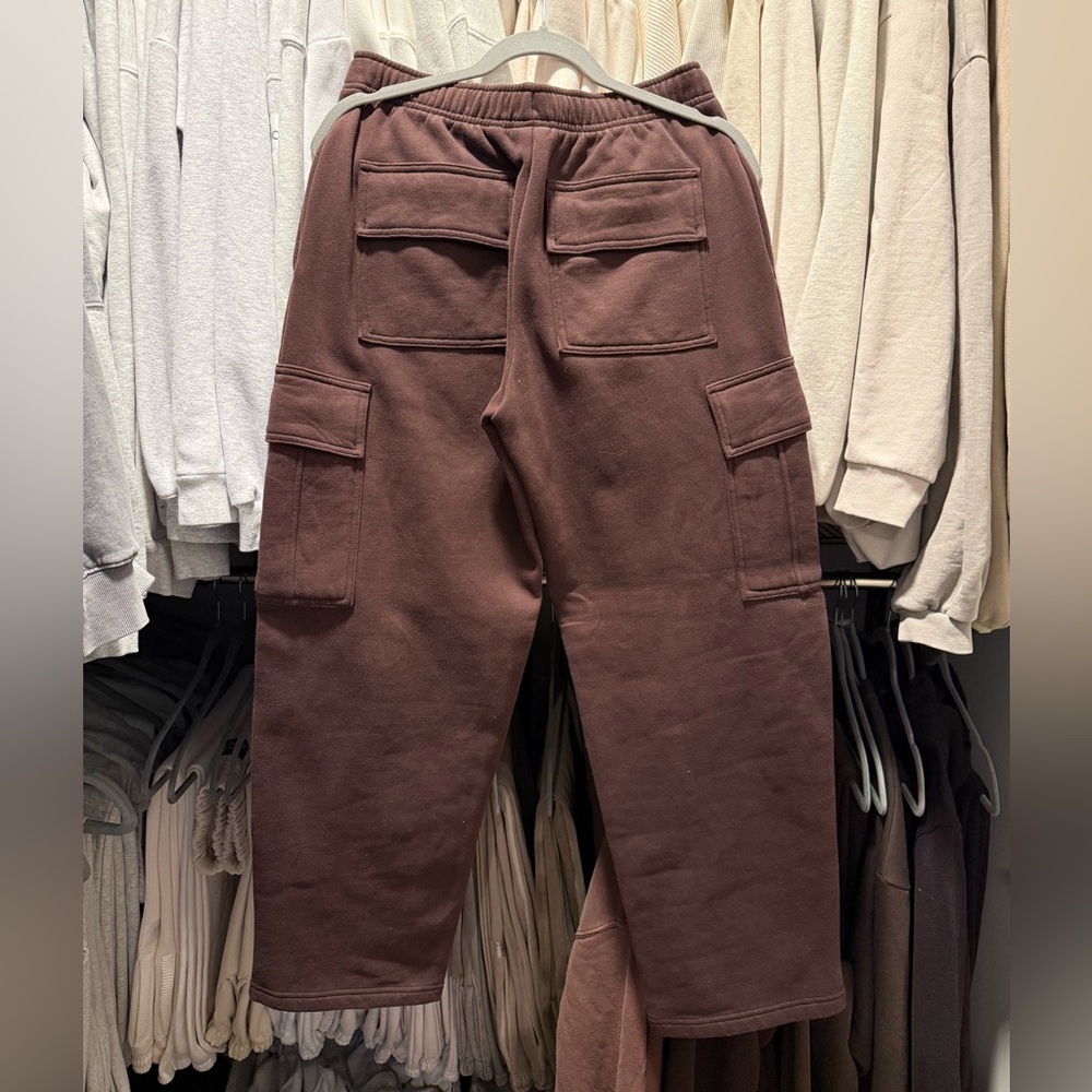Aritzia Mega Cargo Sweatpants